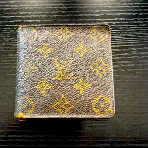 Louis Vuitton Men Wallet